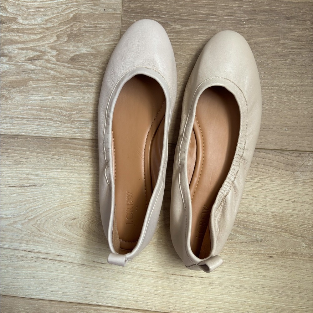 Cream/light tan Leather Ballet Flats size 8.5 medium, NWOT J Crew Factory Outlet